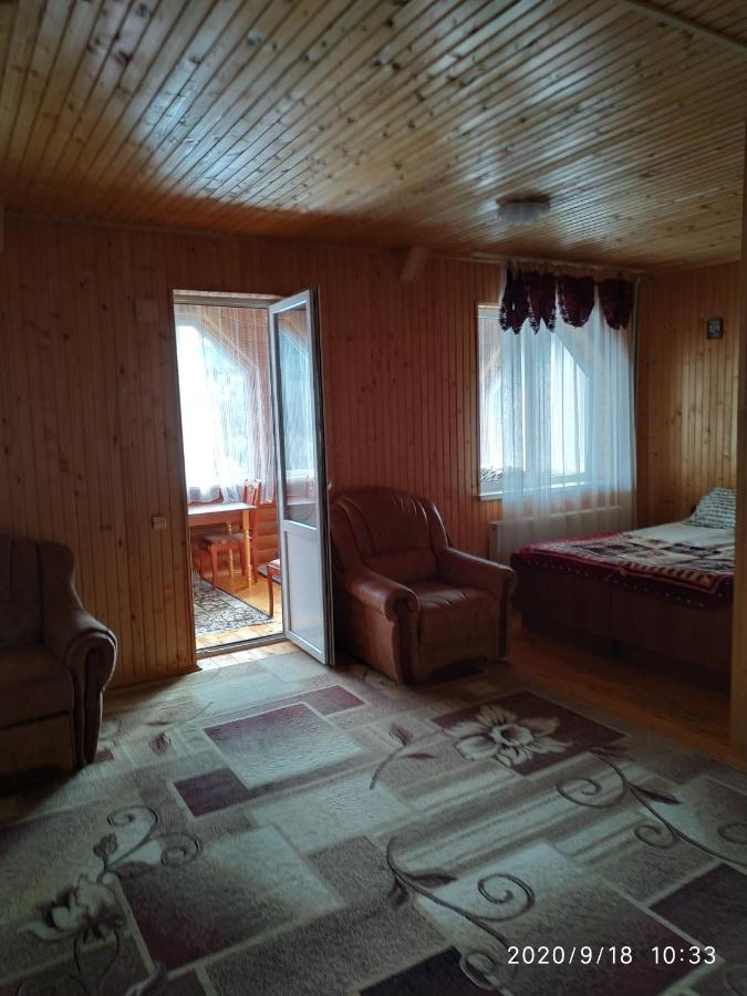 Котедж ,,Тік" Hotel Tatariv Ngoại thất bức ảnh