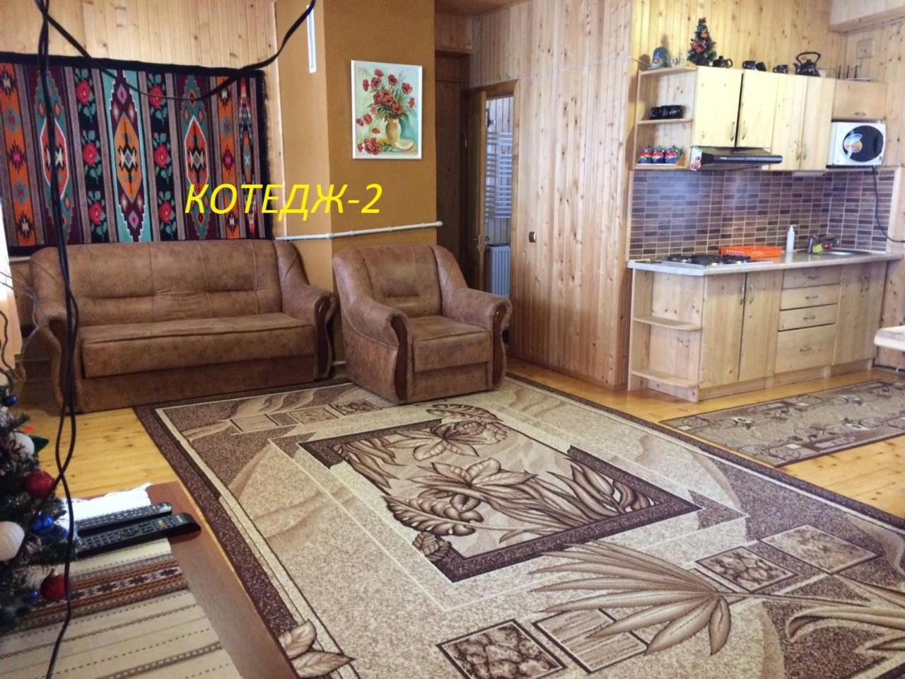 Котедж ,,Тік" Hotel Tatariv Ngoại thất bức ảnh