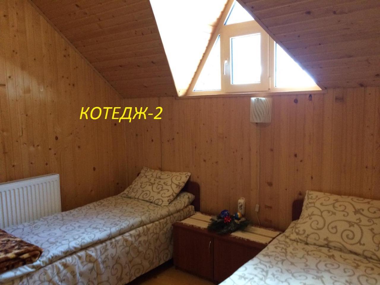 Котедж ,,Тік" Hotel Tatariv Ngoại thất bức ảnh