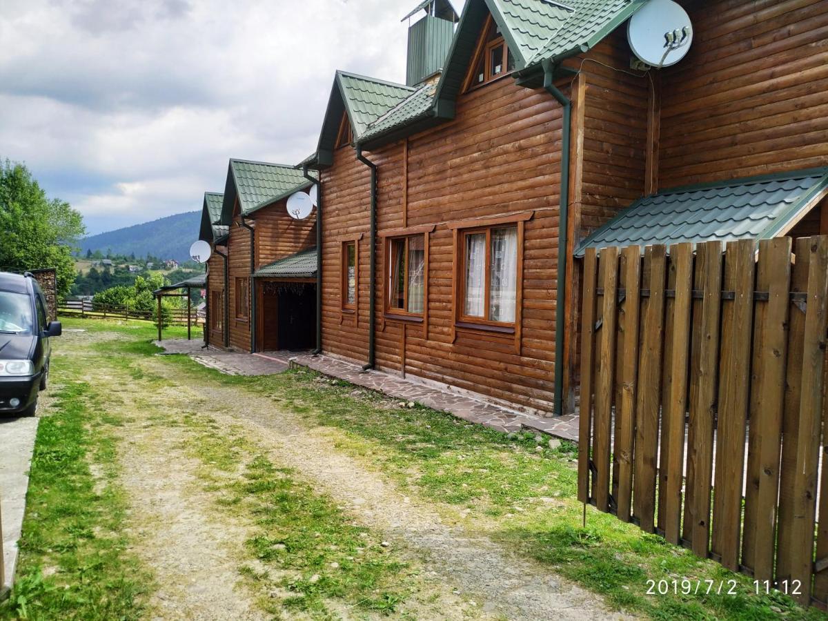 Котедж ,,Тік" Hotel Tatariv Ngoại thất bức ảnh